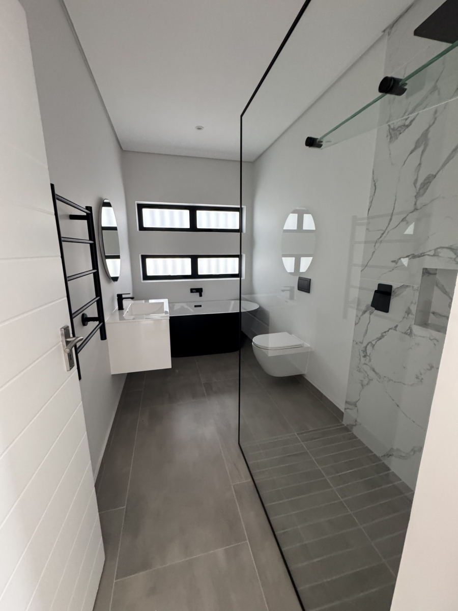 4 Bedroom Property for Sale in Sandown Western Cape